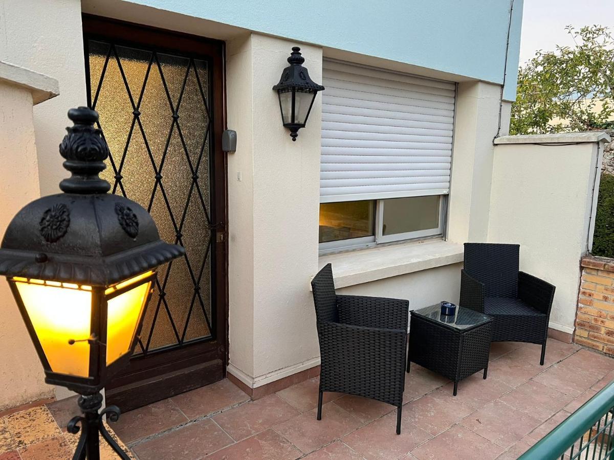 Appart'Hotel Nuiteejour Versailles Saint Cyr L'Ecole Exterior photo