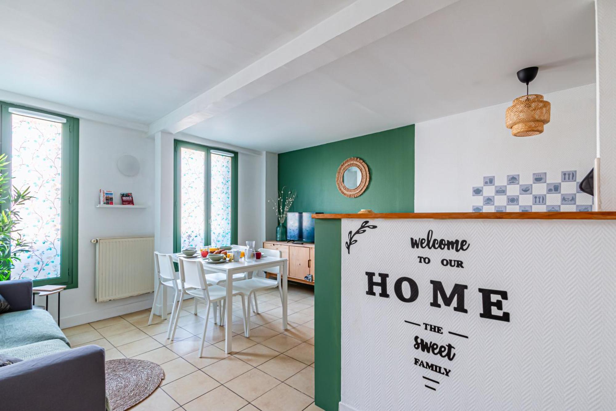 Appart'Hotel Nuiteejour Versailles Saint Cyr L'Ecole Exterior photo