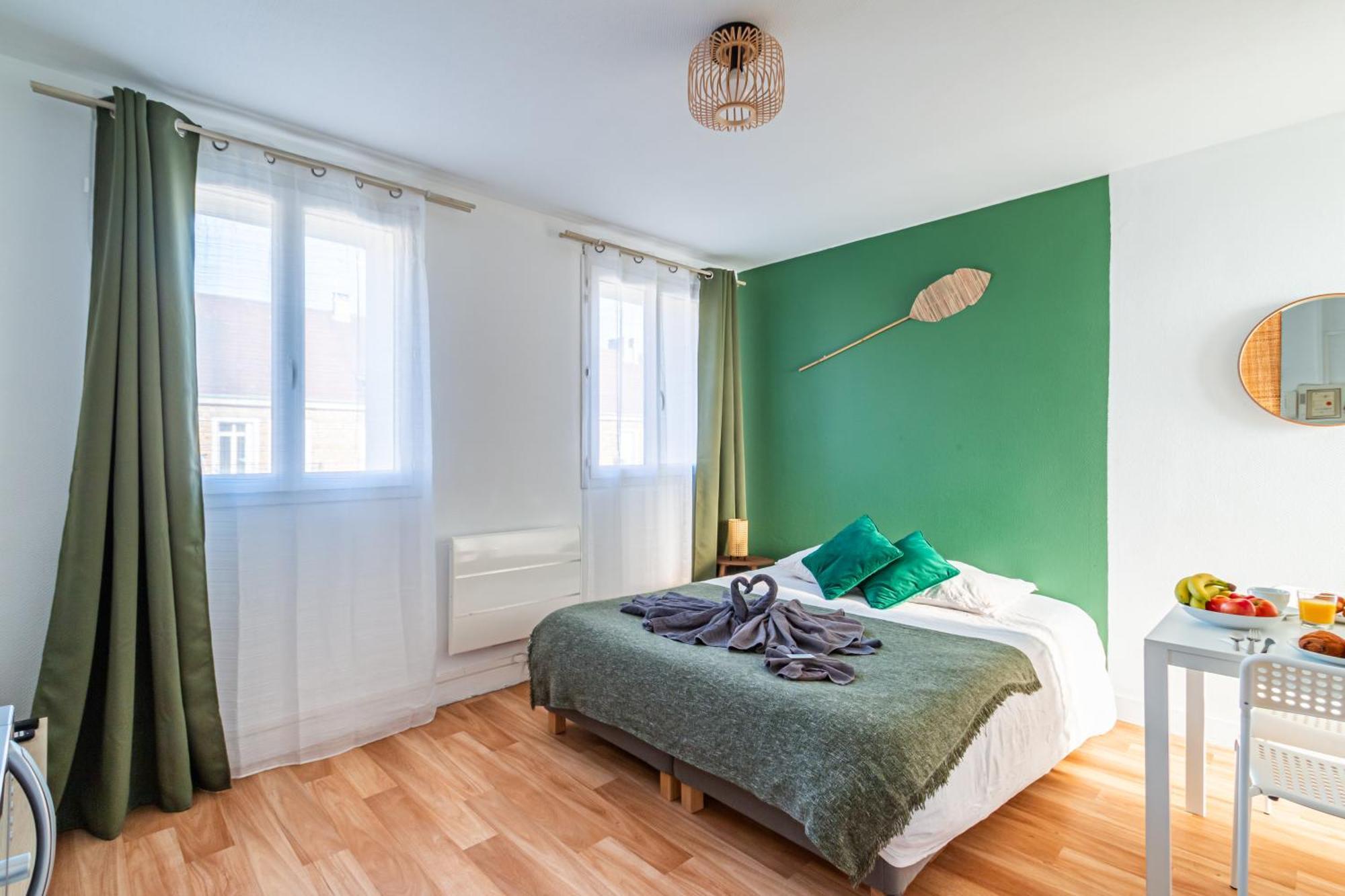 Appart'Hotel Nuiteejour Versailles Saint Cyr L'Ecole Exterior photo